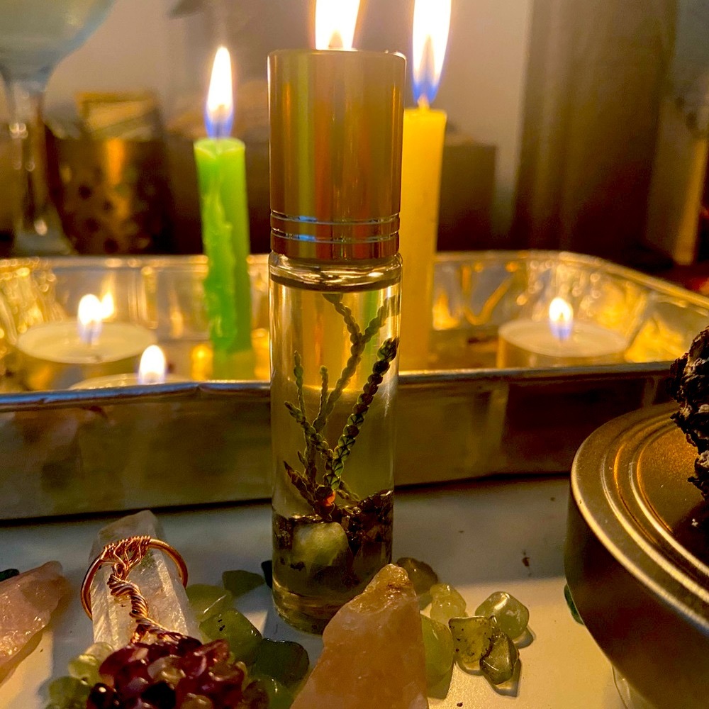 Prosperity Oil Spell Rollerball Conjure Oil